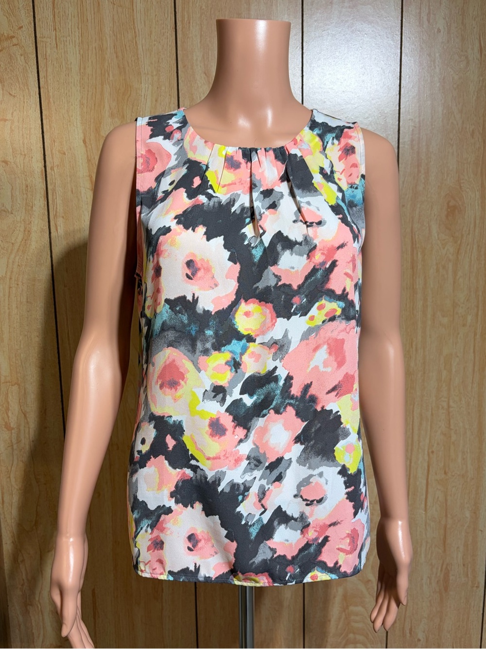 LOFT Sleeveless Floral Pleated Neck Top - Pink, Yellow, Black SZ - MP